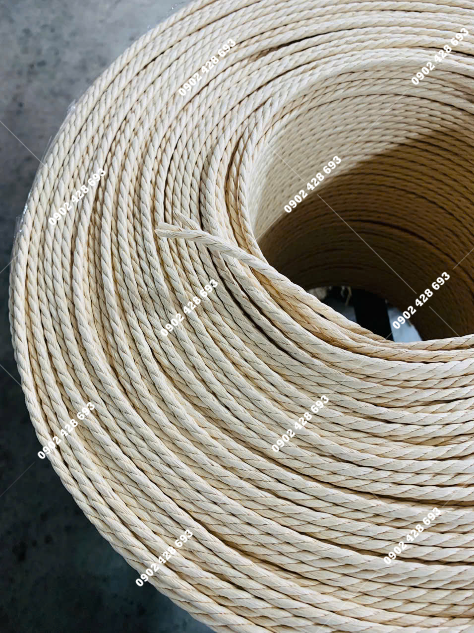 day giay mau tu nhien 4mm cuon 10kg